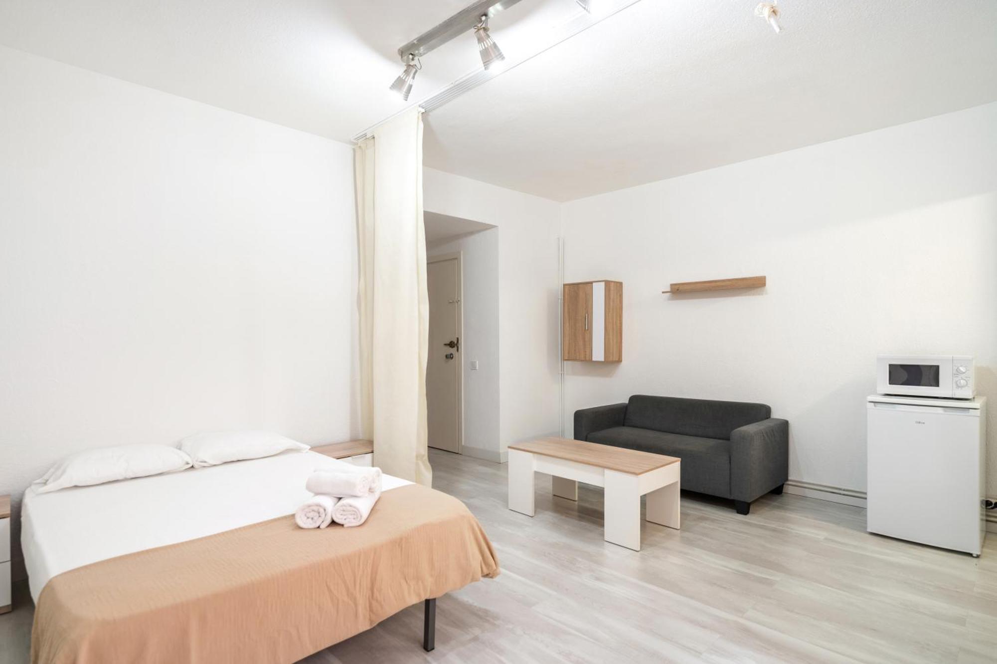 Appartement Estudios En Plaza Espana. Centro De *